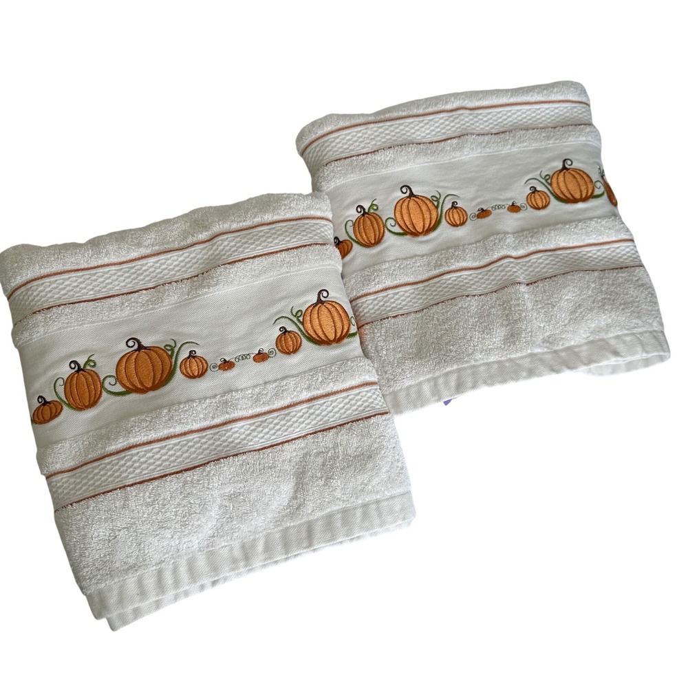 Happy Fall Ya'll Embroidered Pumpkin Bath Towels Set of 2 White Cotton‎ 26X48"